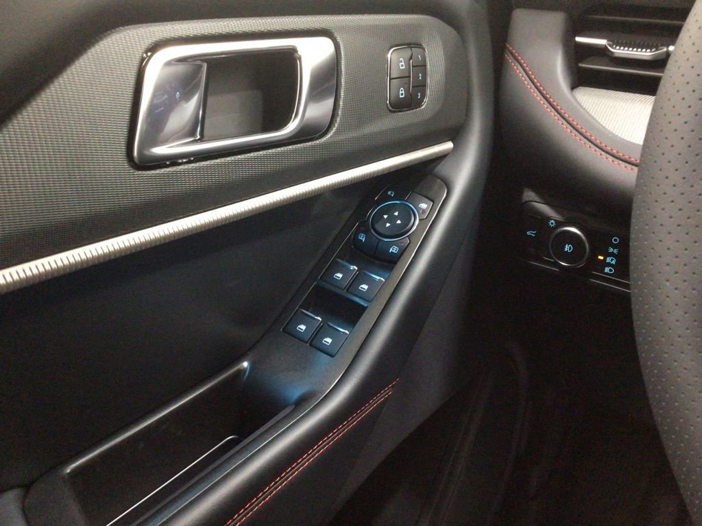 New 2026 Ford Explorer ST image 21