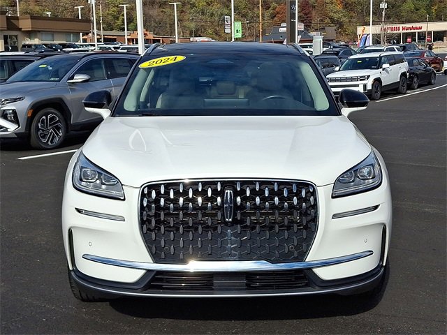 Used 2024 Lincoln Corsair Reserve w/ Equipment Group 201A image 2