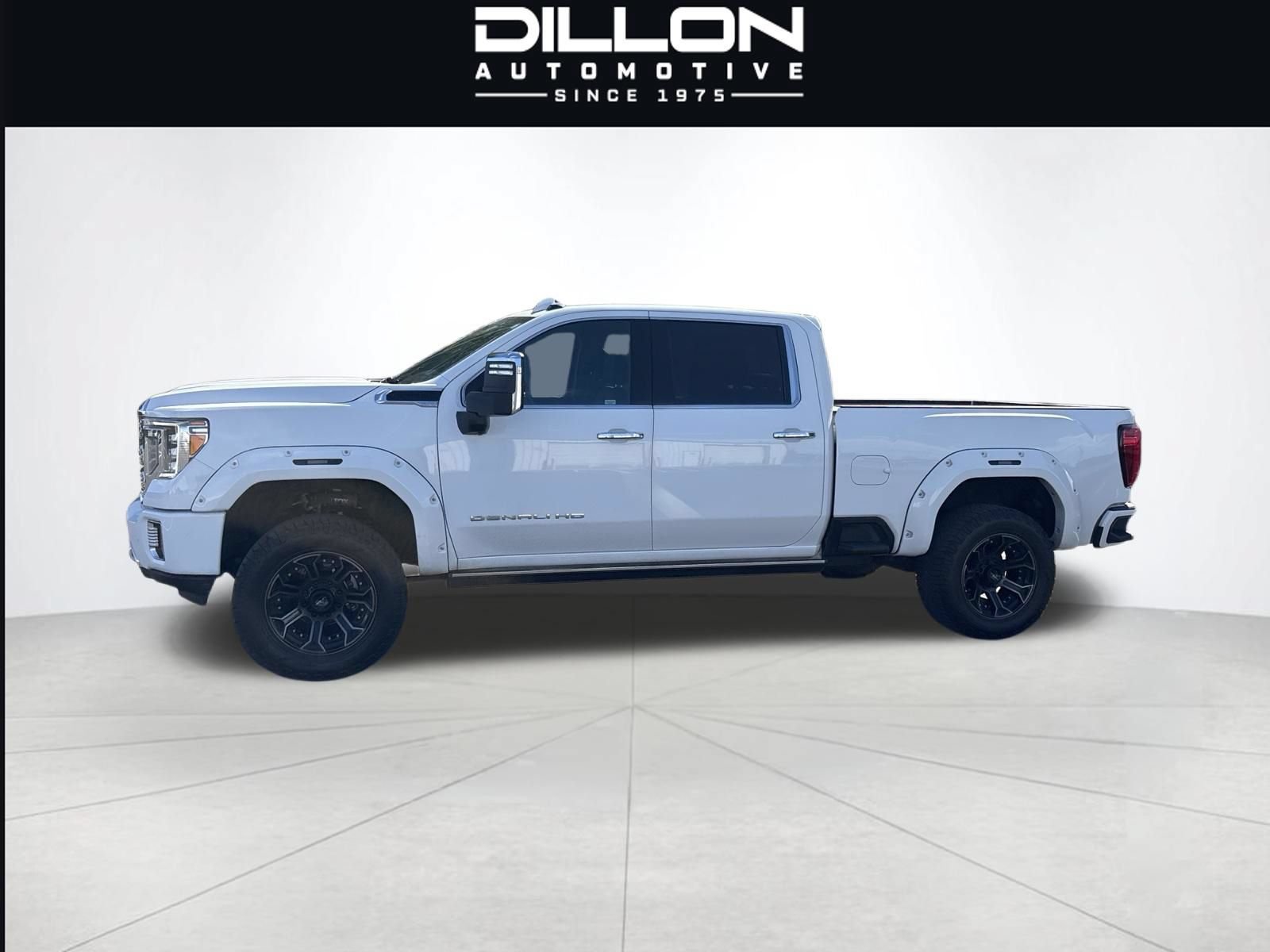Used 2023 GMC Sierra 3500 Denali w/ Denali Ultimate Package AWD/4WD image 4