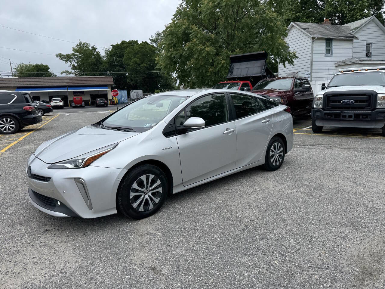 Used 2019 Toyota Prius LE AWD/4WD image 31