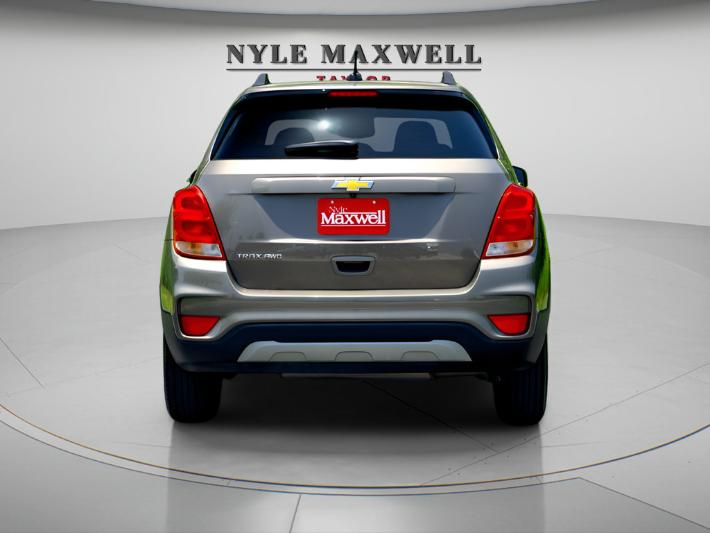 Used 2022 Chevrolet Trax LT w/ LT Convenience Package AWD/4WD image 7