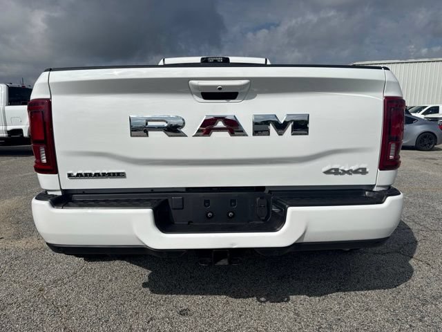 Used 2026 RAM 3500 Laramie AWD/4WD image 4