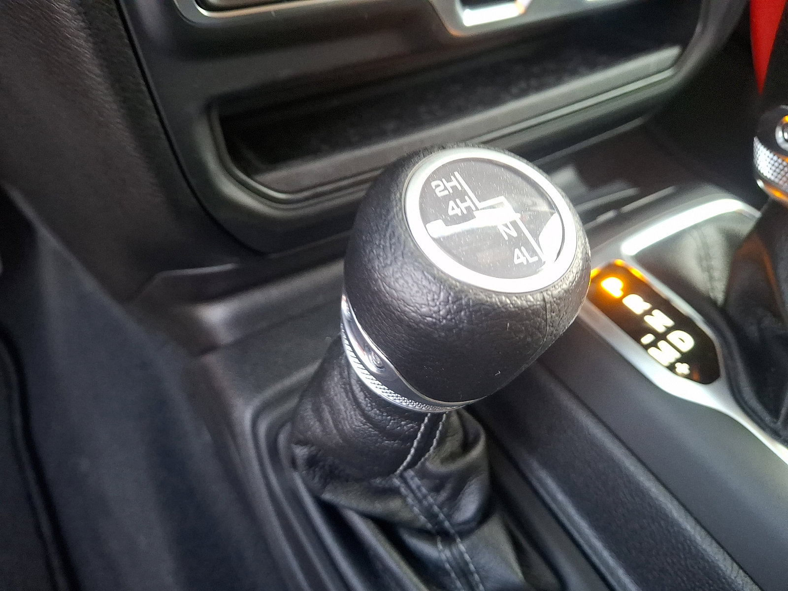 Used 2025 Jeep Wrangler Unlimited Sport image 23