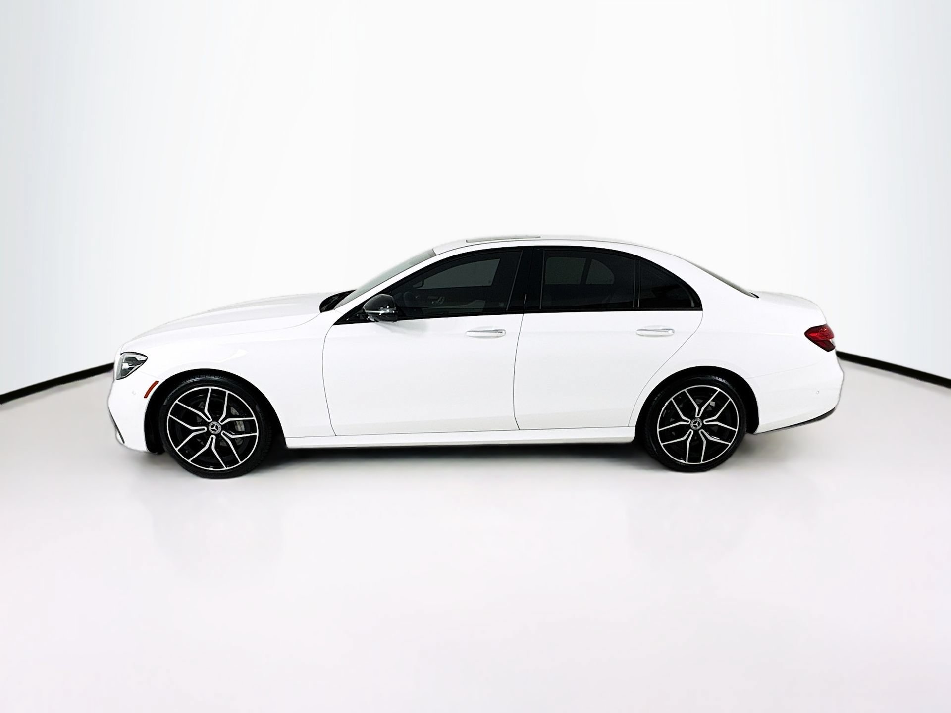 Certified 2022 Mercedes-Benz E 350 Sedan image 5