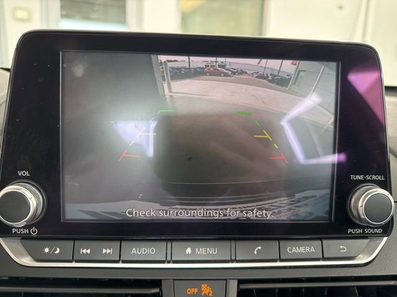 Used 2024 Nissan Altima 2.5 SV image 23