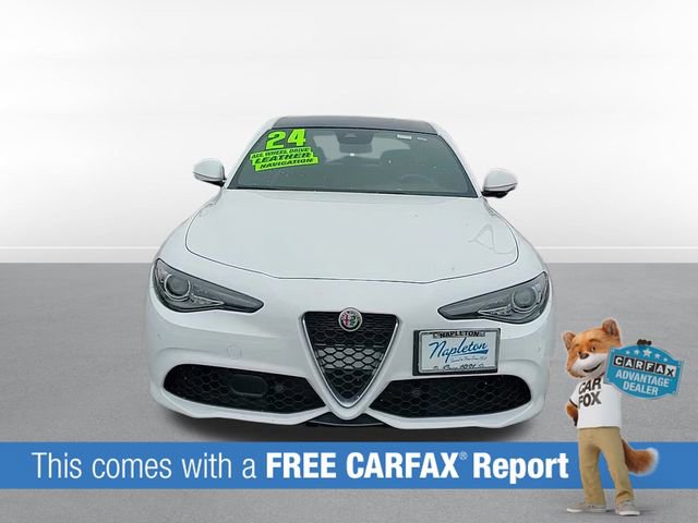 Used 2023 Alfa Romeo Giulia Ti image 2