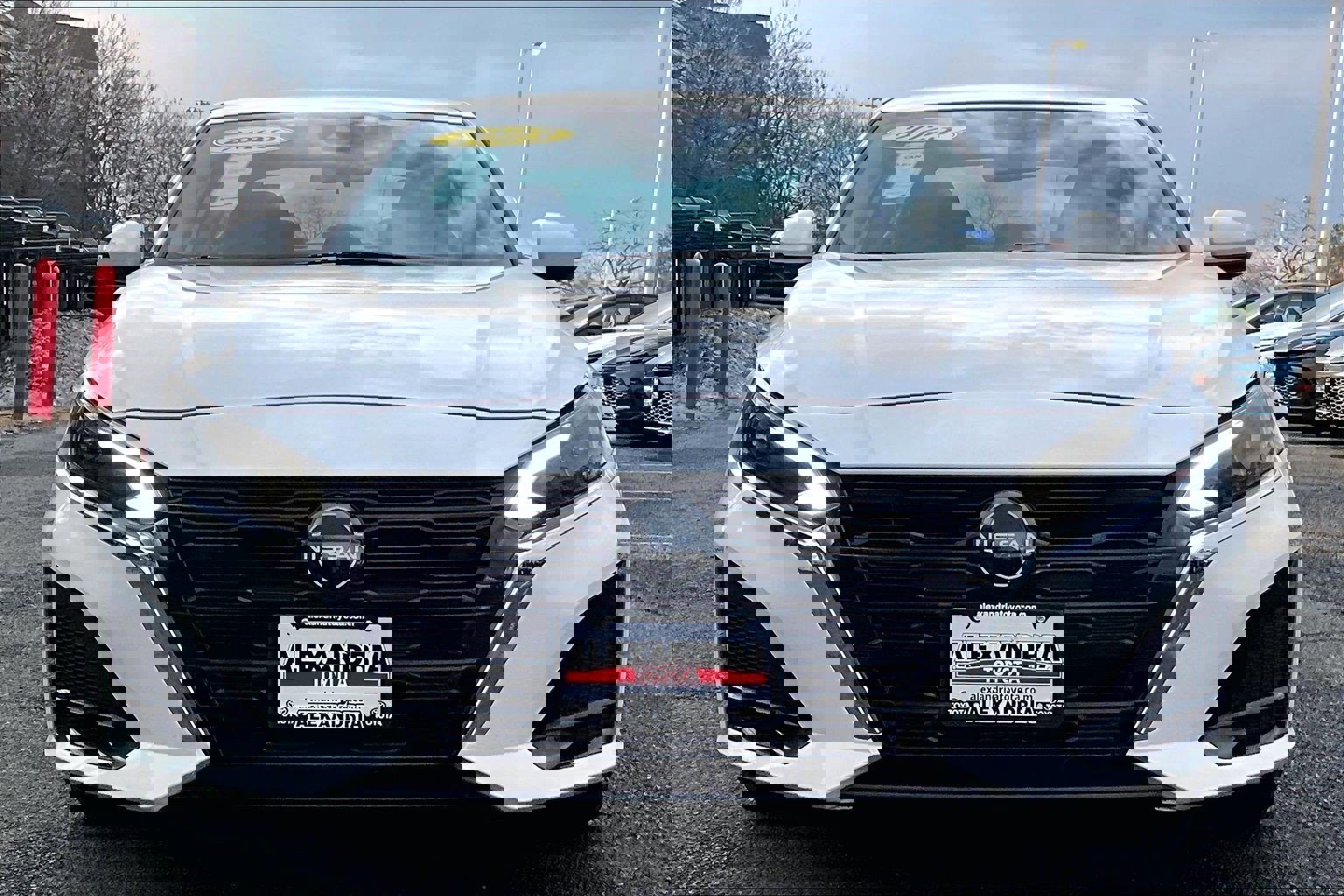 Used 2023 Nissan Altima 2.5 SV image 3