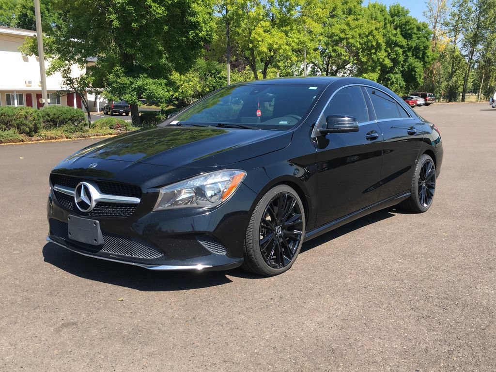 Used 2018 Mercedes-Benz CLA 250 4MATIC image 1