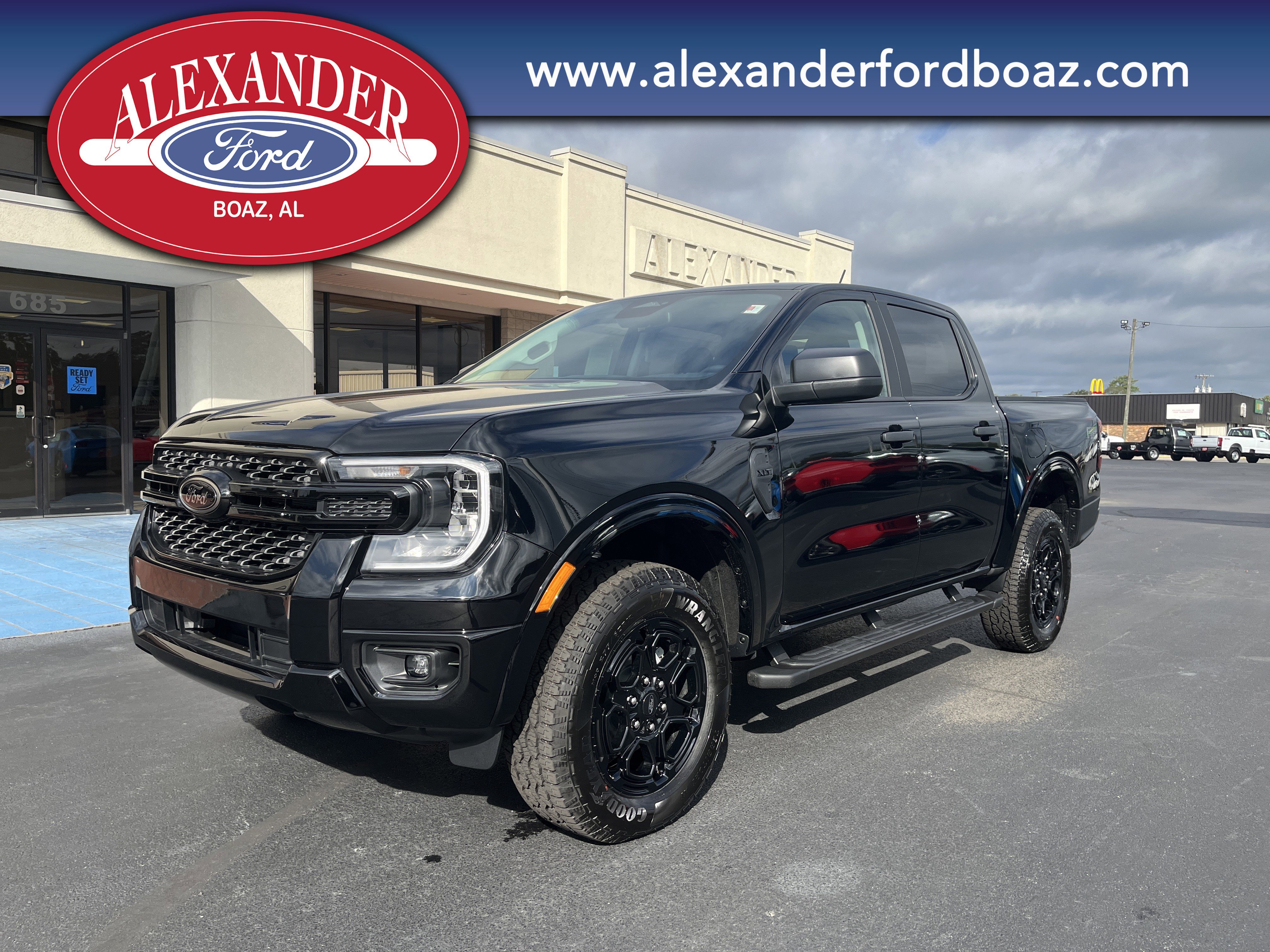 New 2025 Ford Ranger XLT w/ FX4 Off-Road Package image 1