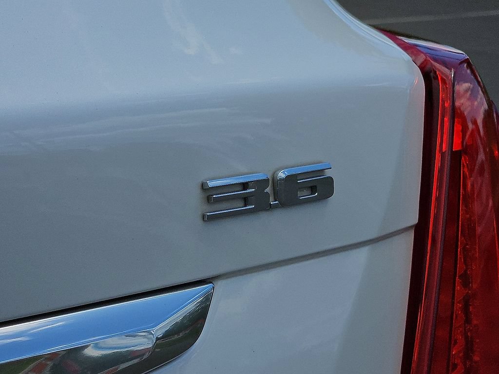 Used 2018 Cadillac XT5 Premium Luxury w/ Driver Assist Package AWD/4WD image 31