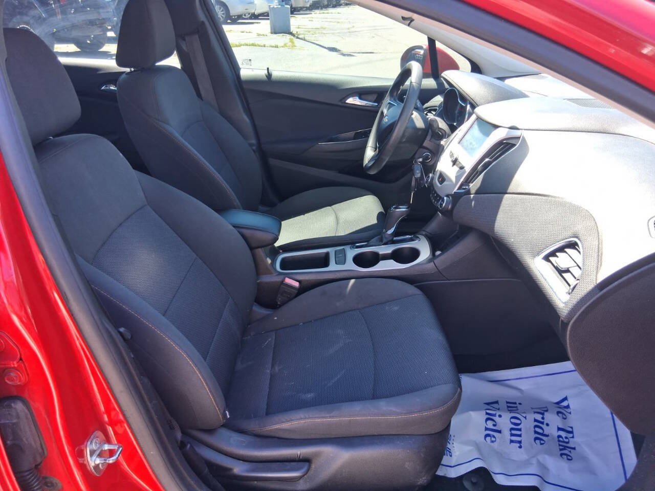 Used 2017 Chevrolet Cruze LS FWD image 13