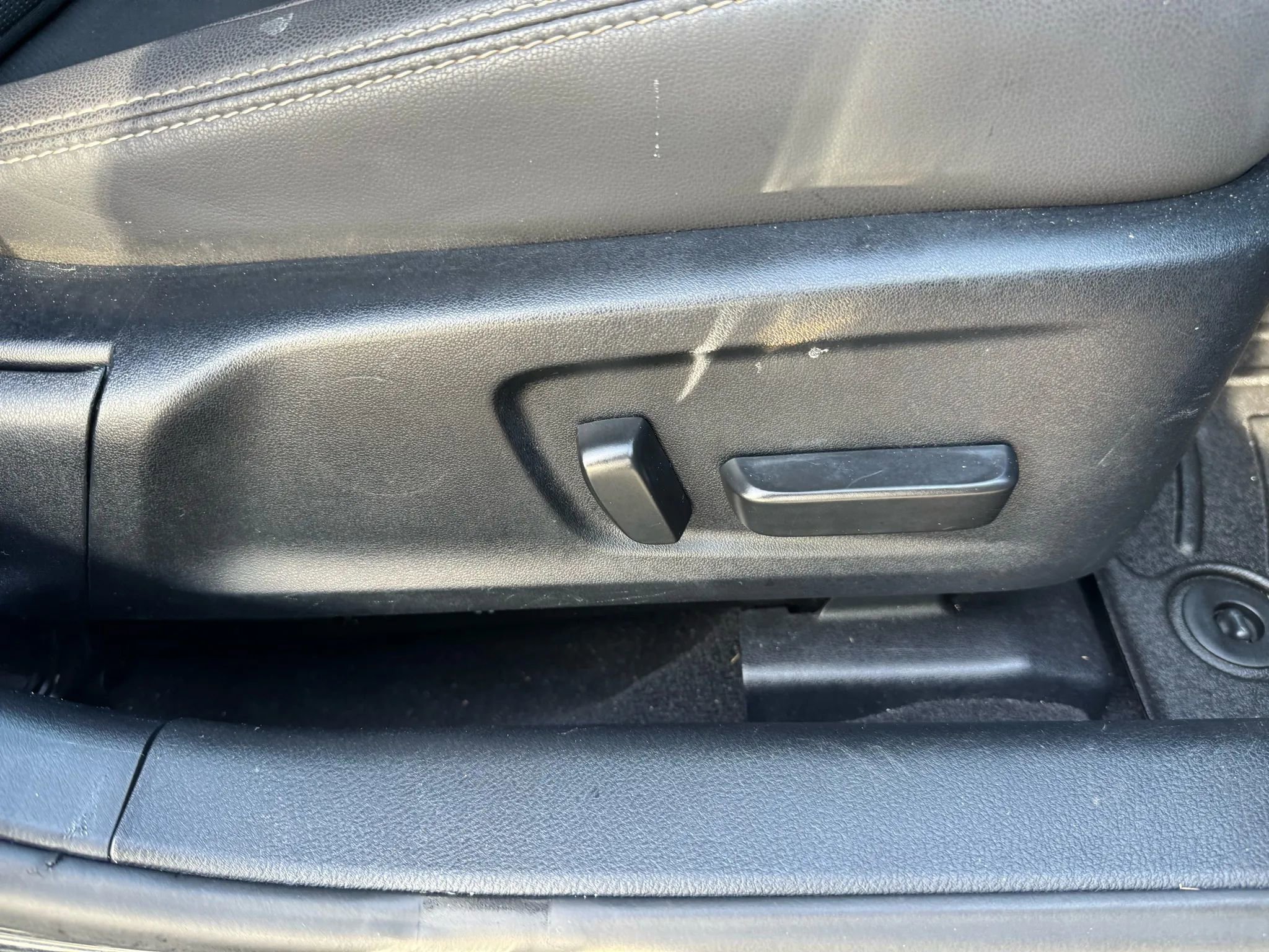 Used 2019 Lexus IS 300 image 26