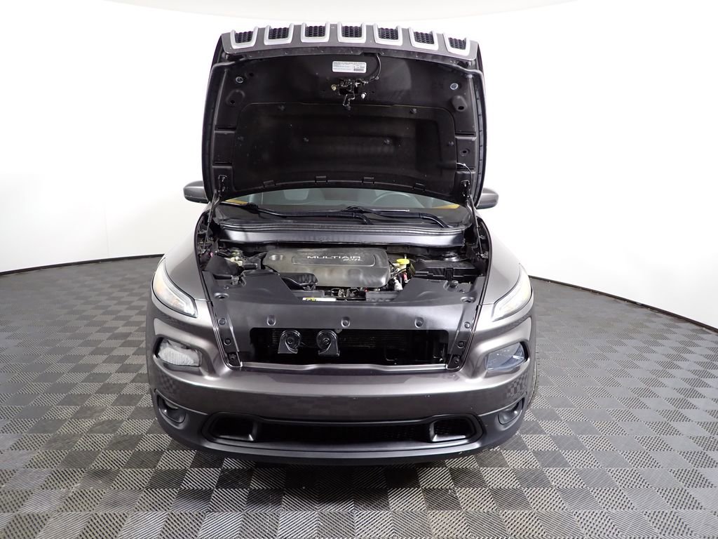 Used 2014 Jeep Cherokee Latitude w/ Cold Weather Group image 8