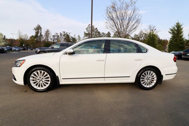 Used 2017 Volkswagen Passat 1.8T SE image 12