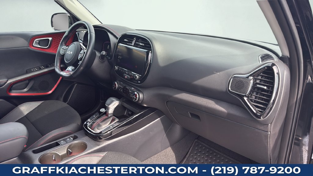 Used 2024 Kia Soul GT-Line w/ Option Group 020 FWD image 37