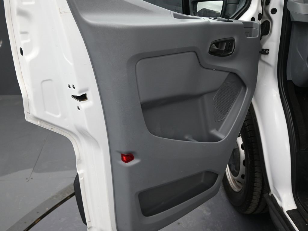 Used 2016 Ford Transit 350 XL image 20