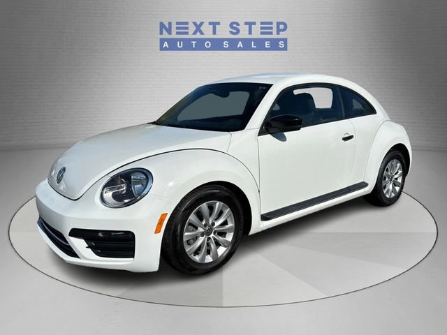 Used 2017 Volkswagen Beetle 1.8T S FWD image 3