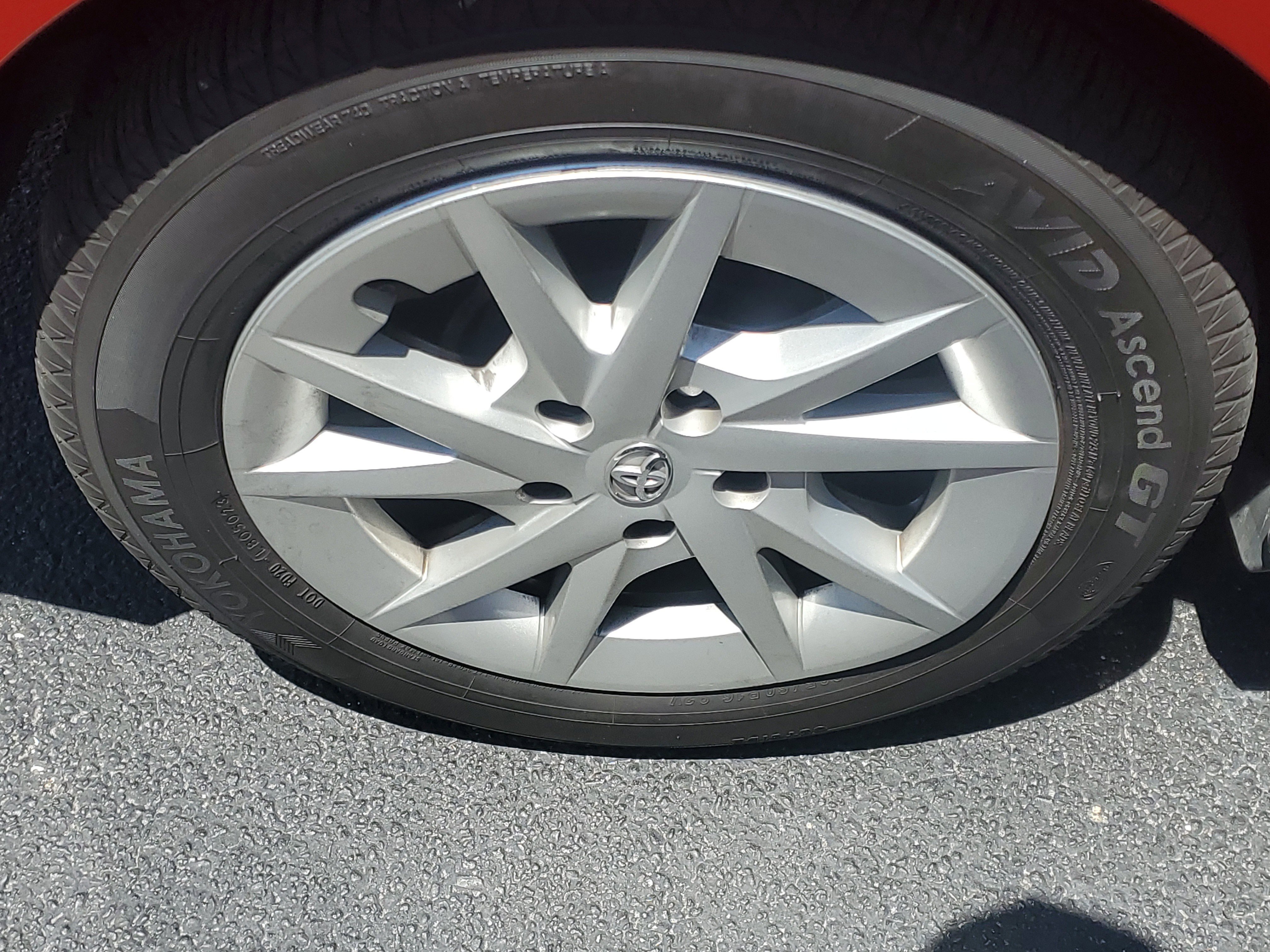 Used 2012 Toyota Prius V Two image 7