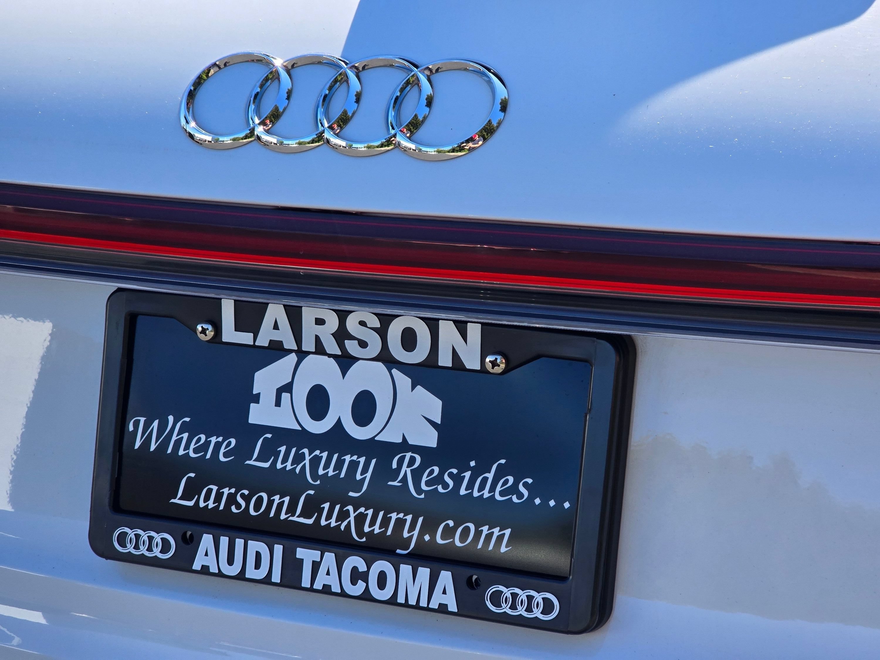 Used 2023 Audi Q4 e-tron Premium Plus AWD/4WD image 31