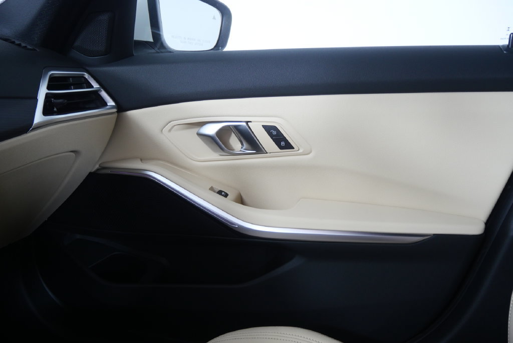 New 2026 BMW 330i Sedan w/ Premium Package RWD image 23