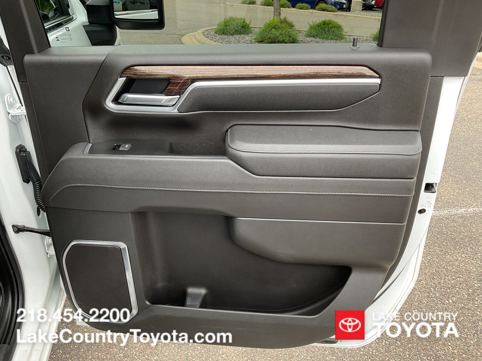 Used 2025 GMC Sierra 3500 SLE w/ SLE Convenience Package AWD/4WD image 28