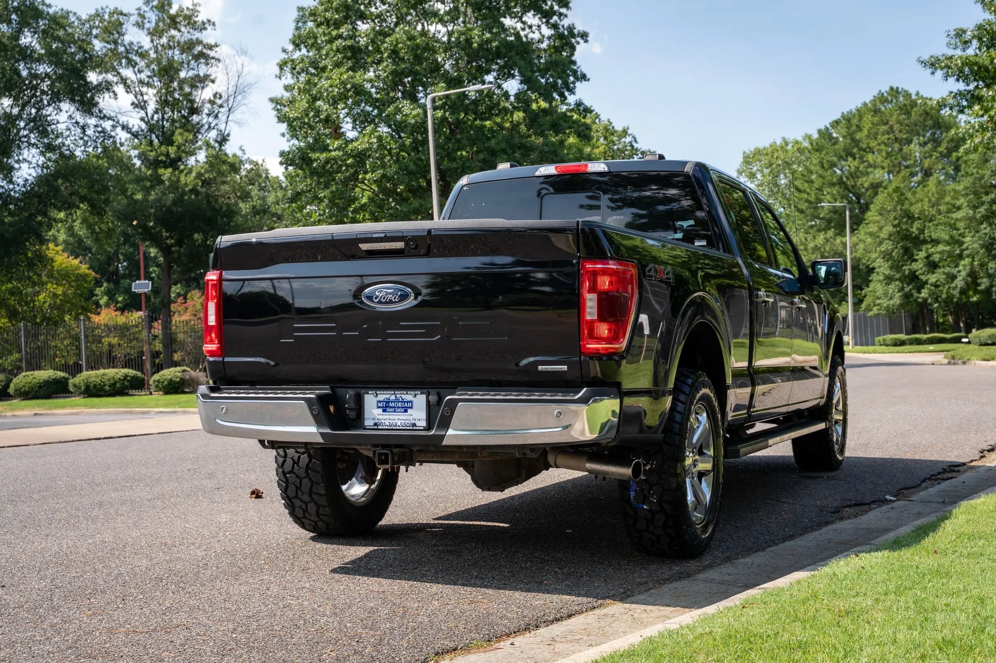 Used 2023 Ford F150 XLT w/ Equipment Group 302A High AWD/4WD image 6