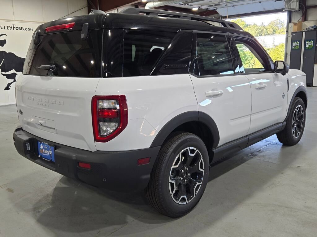 New 2025 Ford Bronco Sport Outer Banks w/ Outer Banks Tech Package+ AWD/4WD image 14