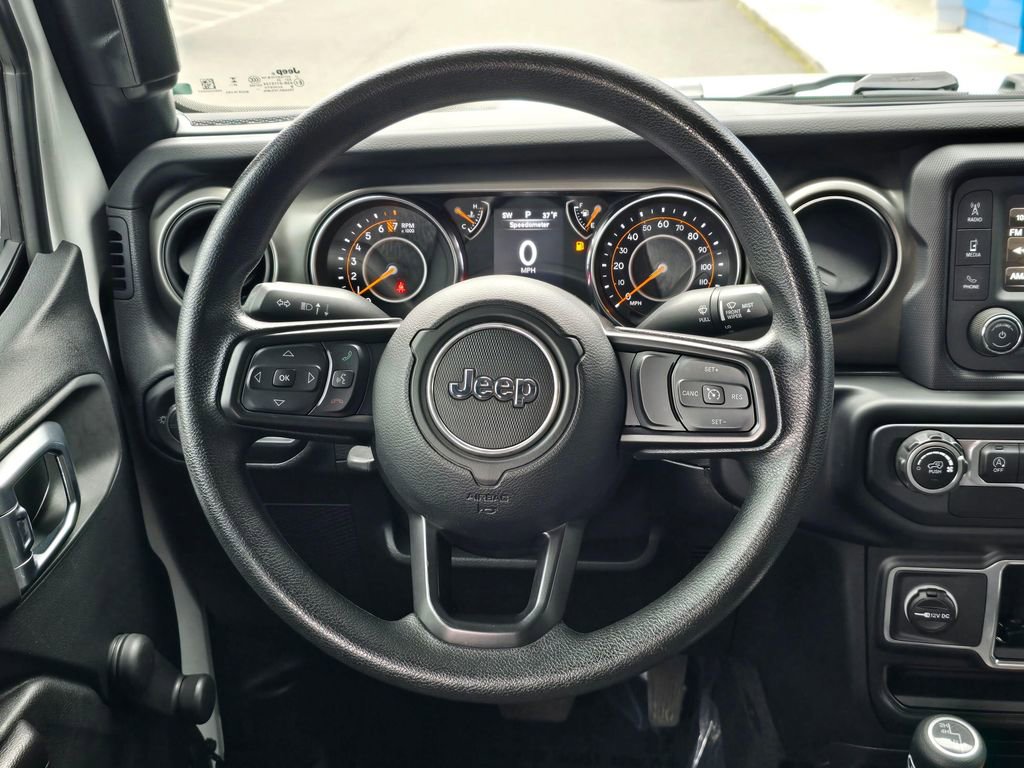 Used 2021 Jeep Gladiator Sport image 20