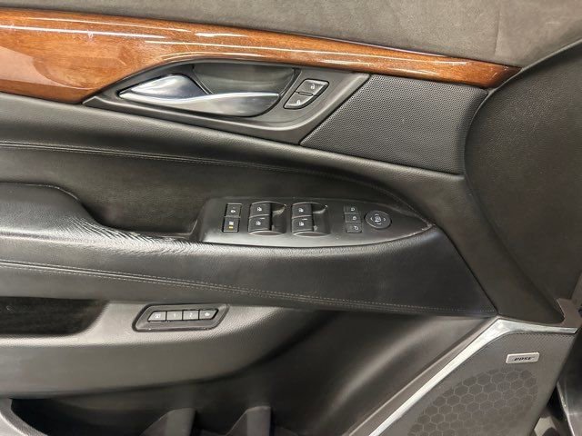 Used 2016 Cadillac Escalade Luxury image 15
