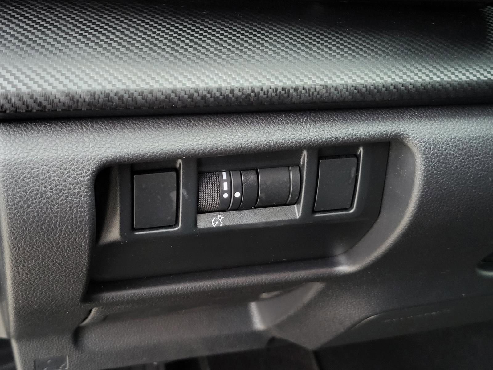 Certified 2025 Subaru Crosstrek 2.0i Premium image 21