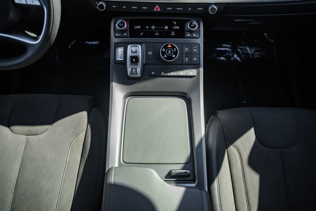 Used 2025 Hyundai Palisade Calligraphy image 24