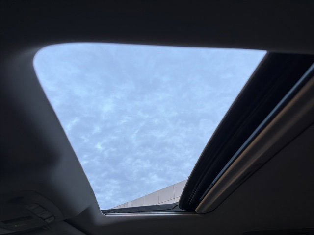 Used 2024 Nissan Armada Platinum w/ Captain's Chairs Package image 39