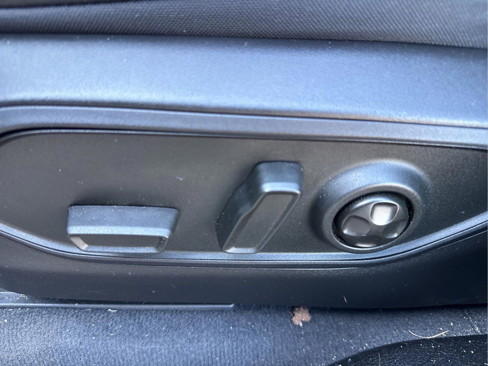 Certified 2024 Jeep Grand Cherokee Limited image 29