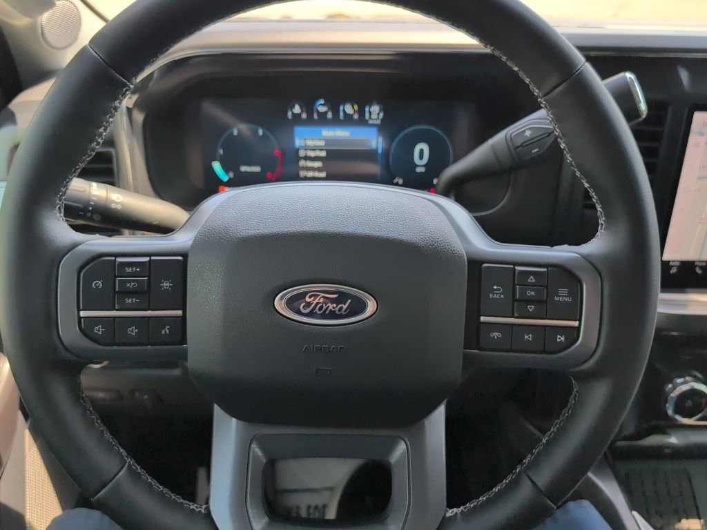 Certified 2025 Ford F250 Lariat w/ Tremor Off-Road Package image 15