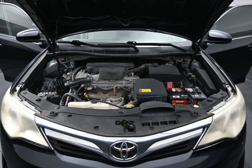 Used 2014 Toyota Camry LE FWD image 23