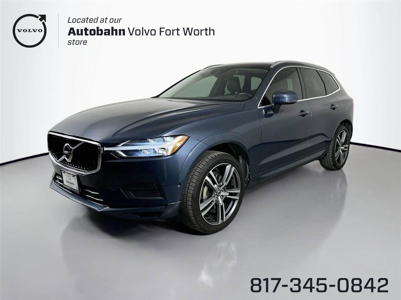 Certified 2018 Volvo XC60 T5 Momentum w/ Convenience Package image 1