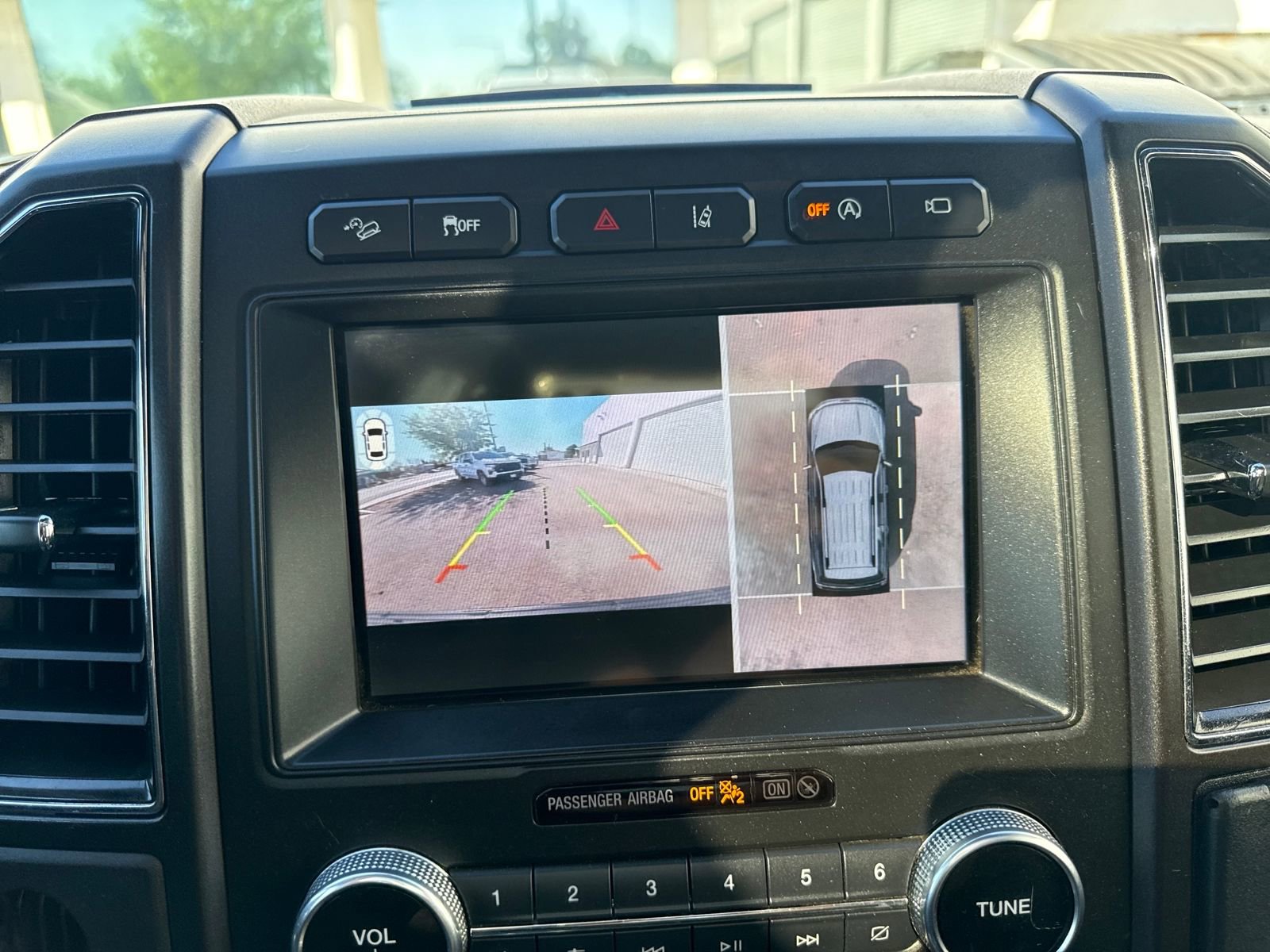 Used 2019 Ford Expedition Limited w/ Equipment Group 302A image 20