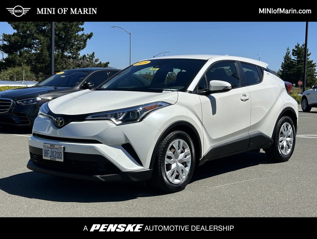 Used 2019 Toyota C-HR LE FWD image 1
