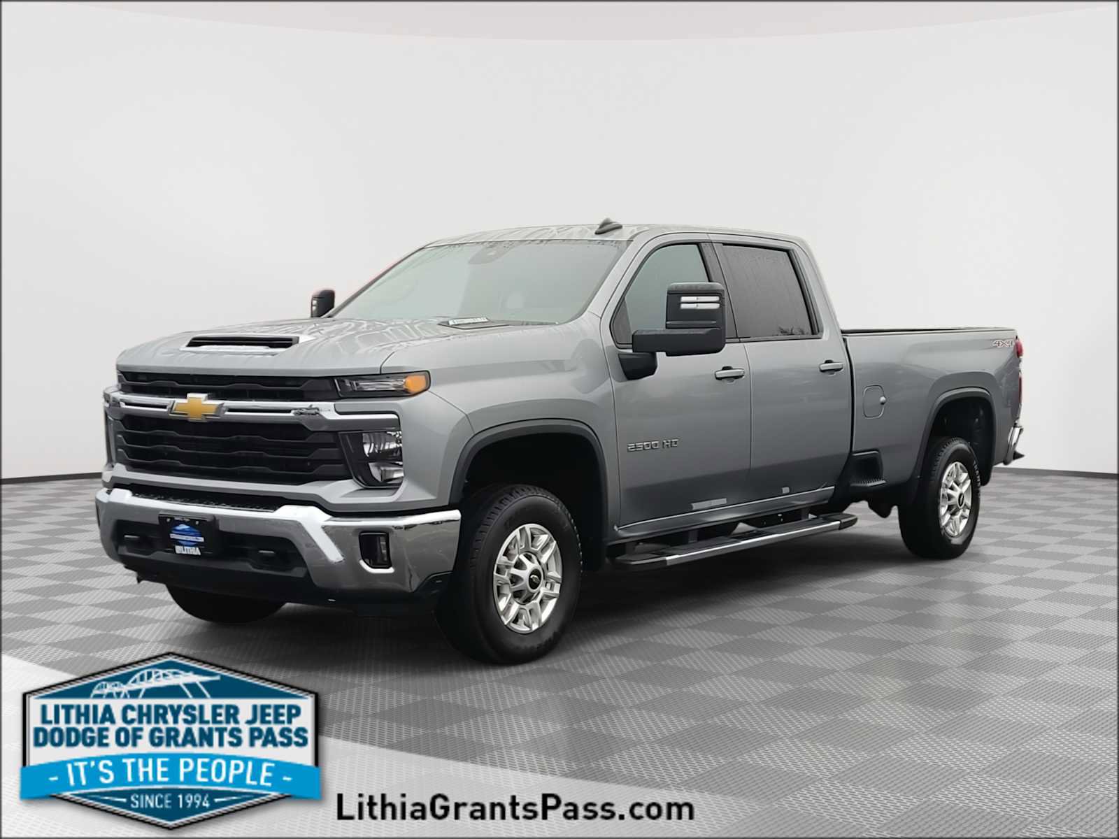 Used 2025 Chevrolet Silverado 2500 LT w/ Convenience Package image 1
