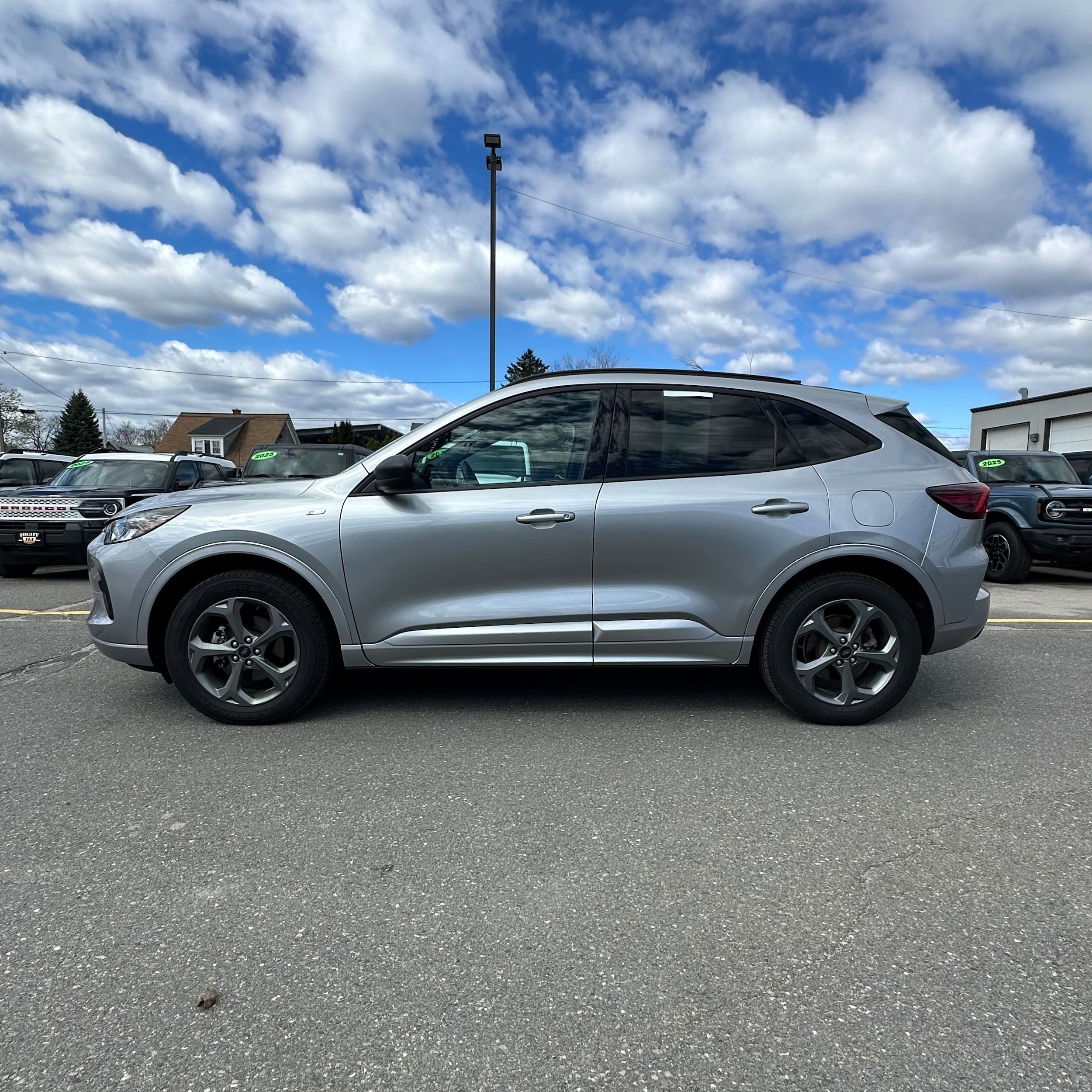 Used 2024 Ford Escape ST-Line AWD/4WD image 6