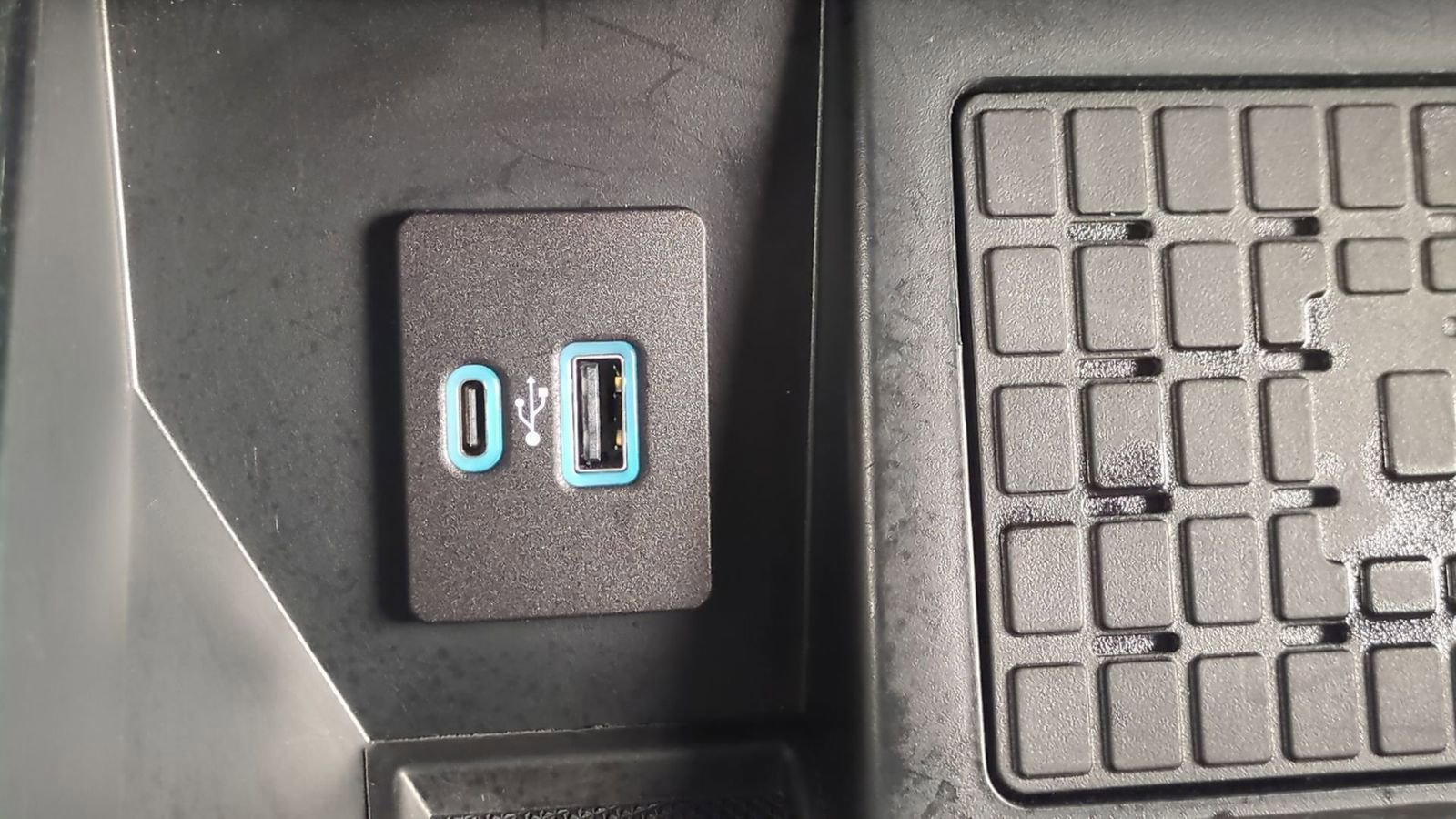 Used 2023 Ford F150 Platinum w/ Equipment Group 701A High image 36