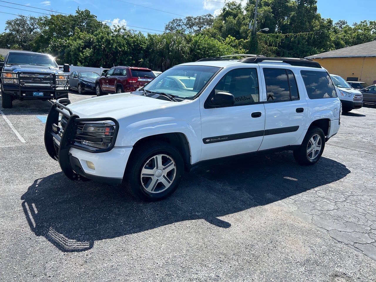 Used 2004 Chevrolet TrailBlazer 4WD w/ LS Preferred Equipment Group image 8