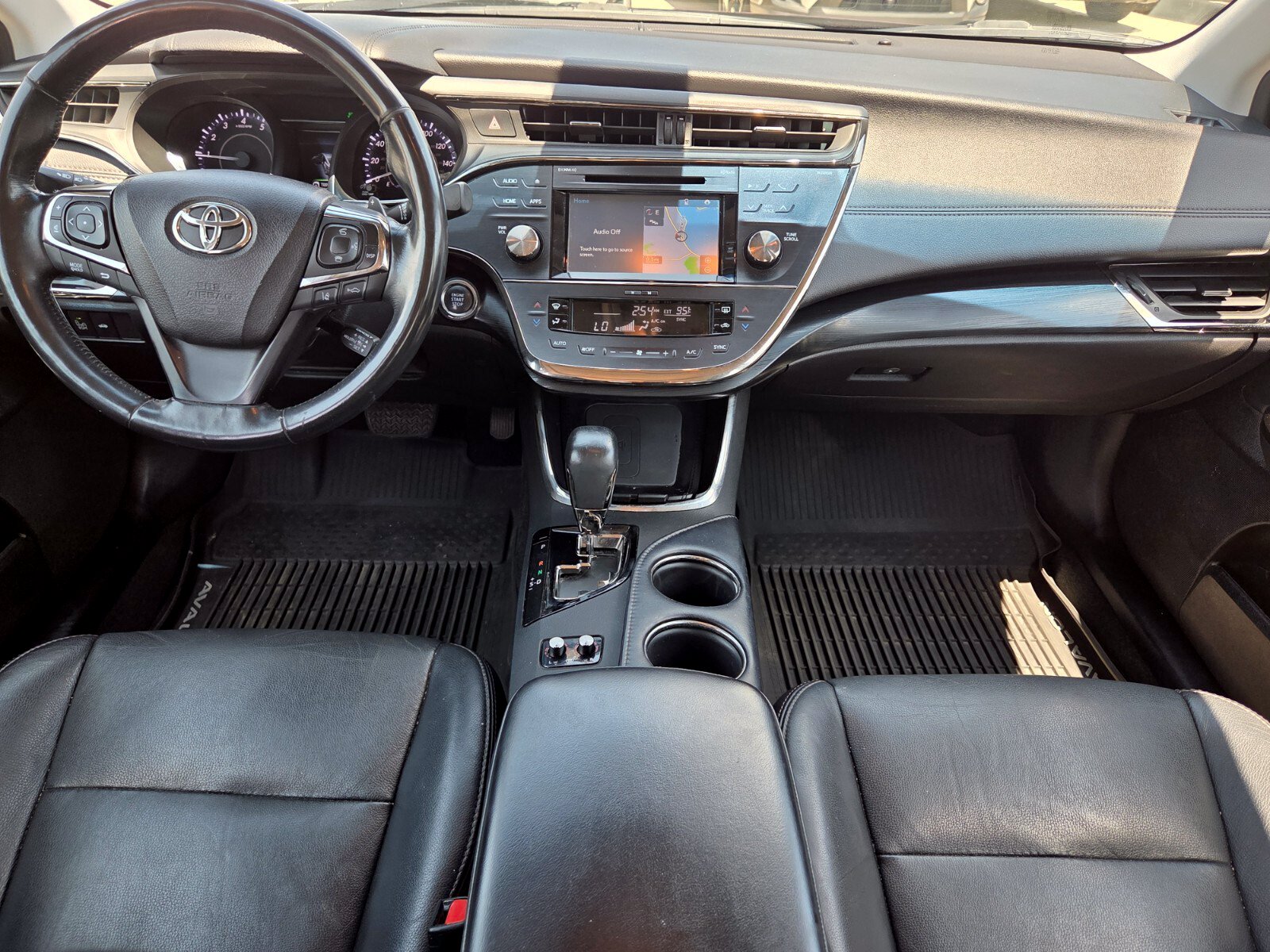 Used 2017 Toyota Avalon Touring w/ All Weather Liner Package FWD image 7