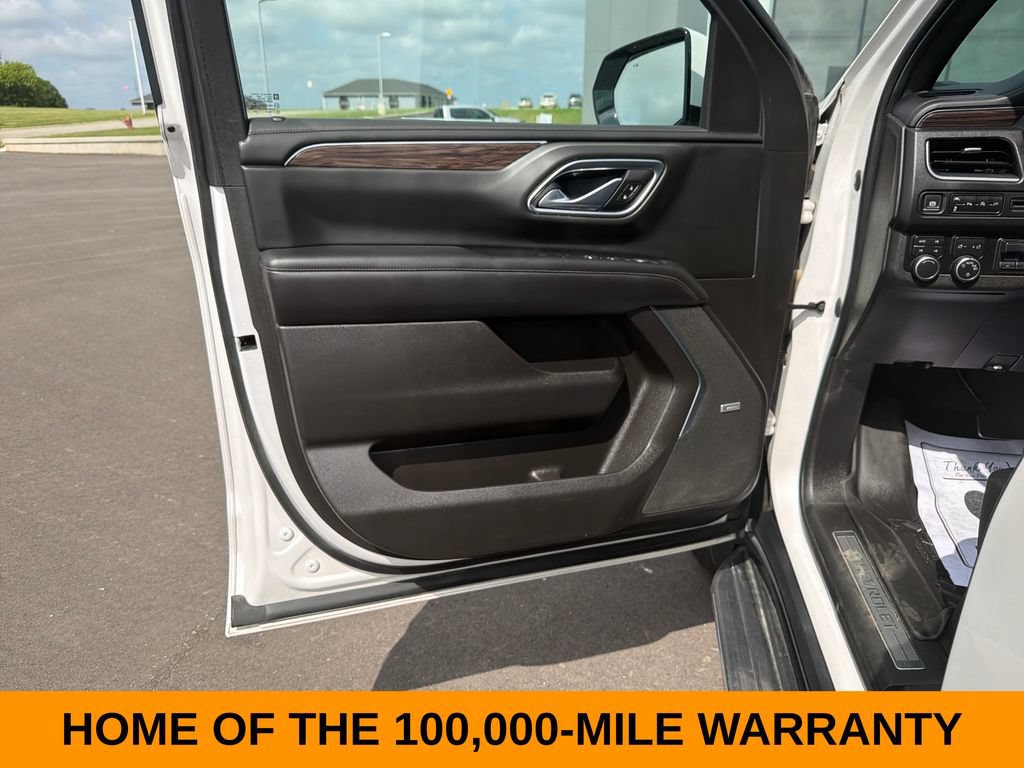 Used 2021 Chevrolet Tahoe LT w/ LT Signature Package AWD/4WD image 11