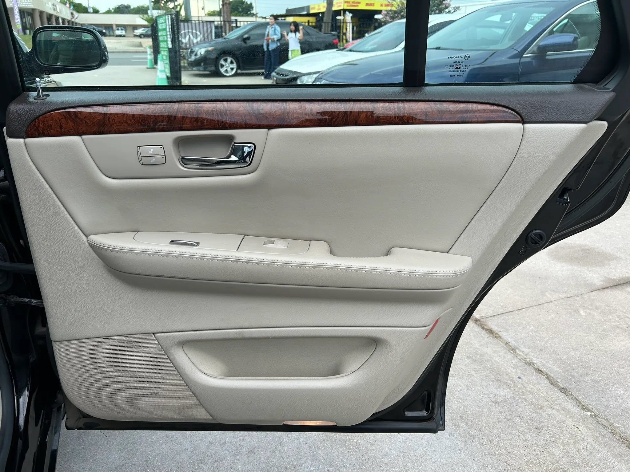 Used 2007 Cadillac DTS Luxury I FWD image 18