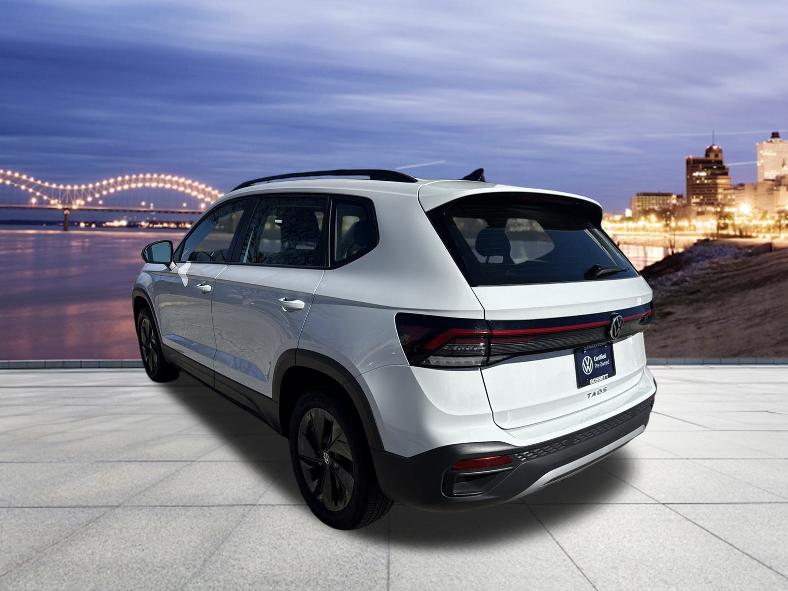 Certified 2025 Volkswagen Taos S image 3