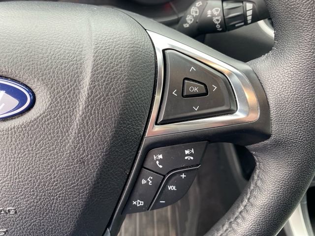 Used 2022 Ford Edge SEL w/ Convenience Package image 16