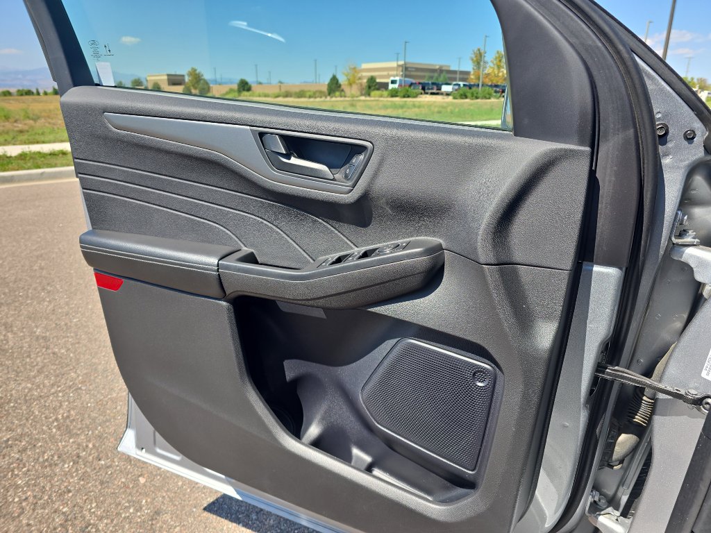 Used 2023 Ford Escape Active image 15