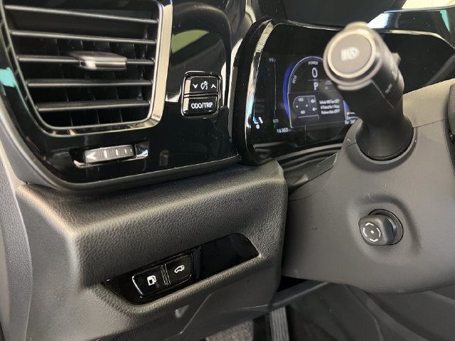 Used 2025 Lexus NX 450h+ AWD w/ Accessory Package (2T) image 27