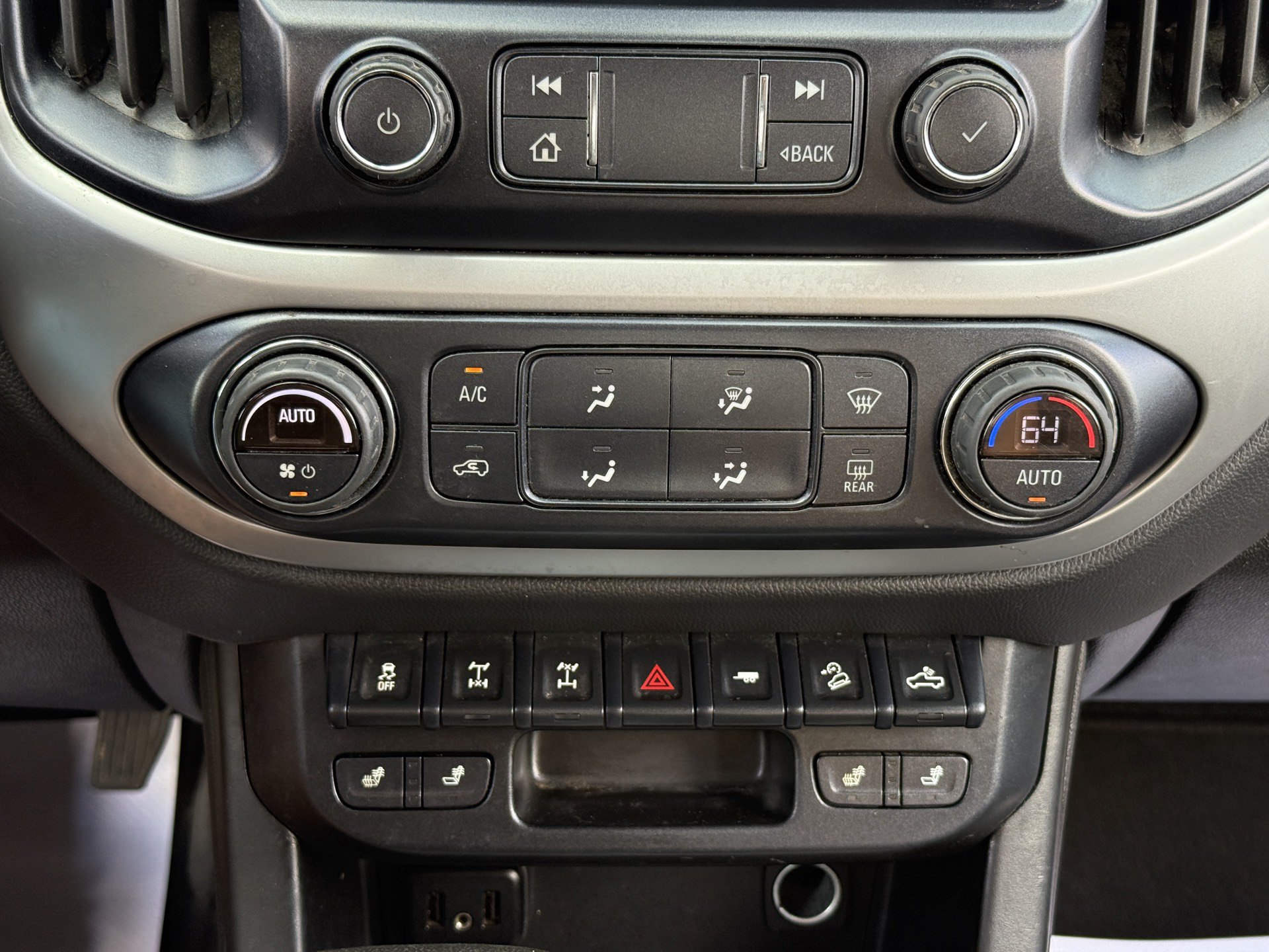 Used 2020 Chevrolet Colorado ZR2 AWD/4WD image 16
